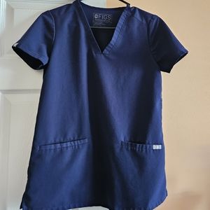 Figs Navy Casma Top